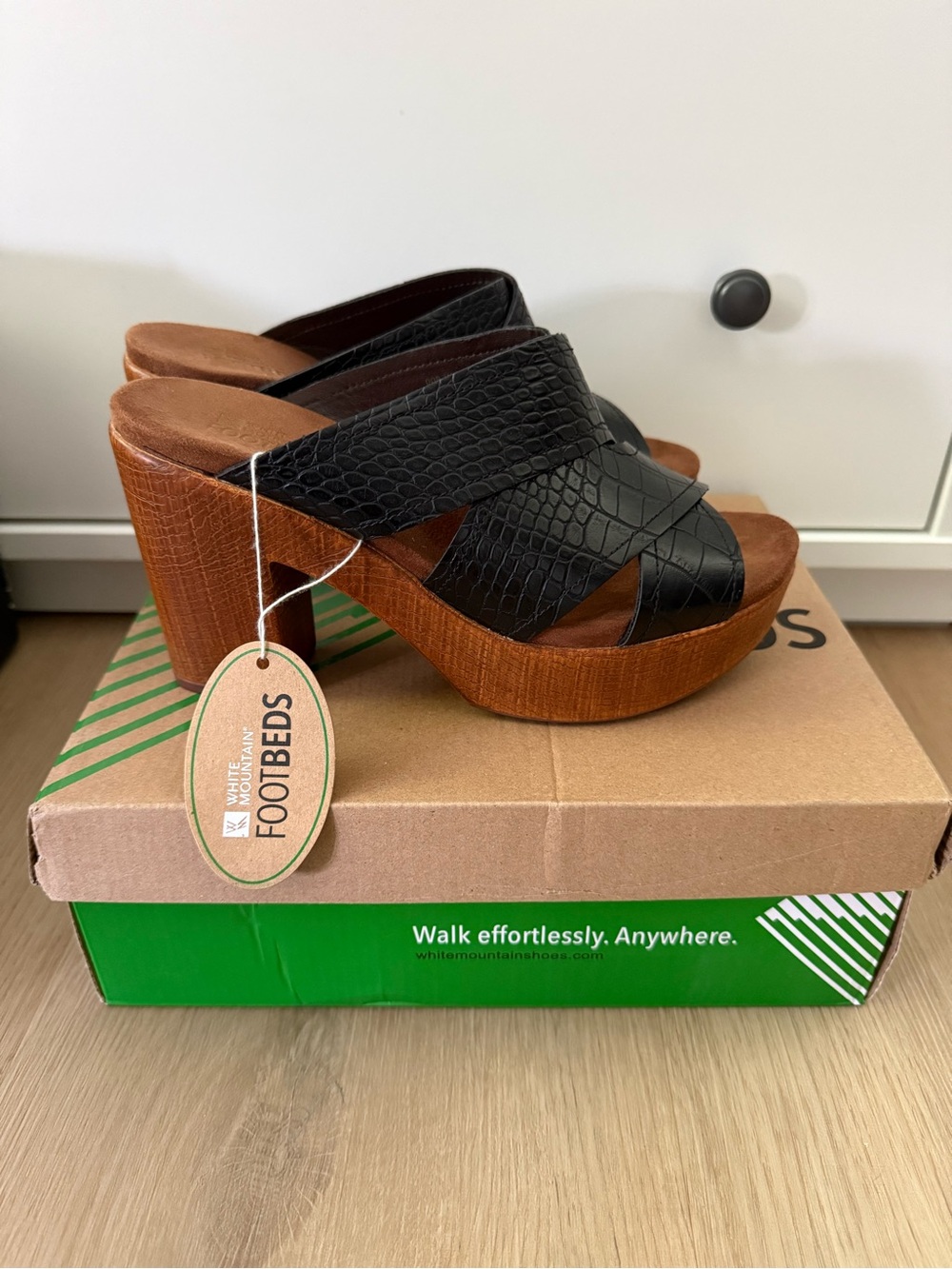 White Mountain Black Croc-Texture Platform Mules NWT